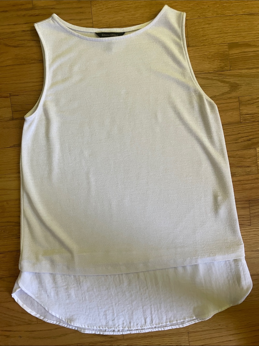 Banana Republic White Sleeveless Layered-Hem Tank